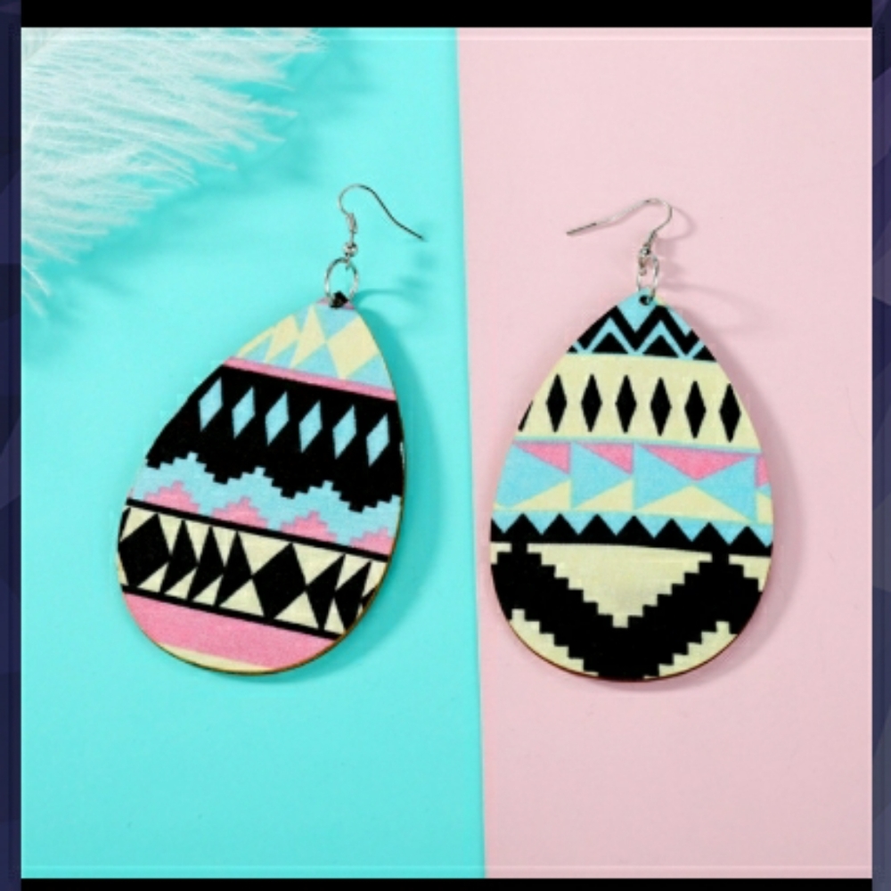 Chic Zag Earrings